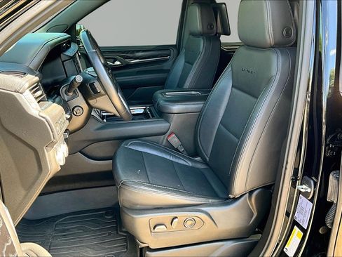 Used 2021 GMC Yukon Denali w/ Denali Premium Package AWD/4WD image 21