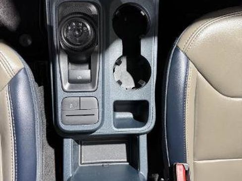 Certified 2025 Ford Maverick Lariat AWD/4WD image 32