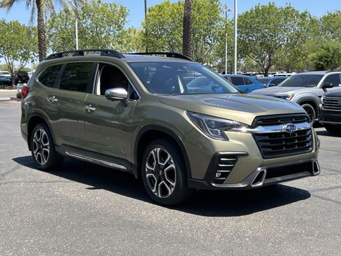 Used 2023 Subaru Ascent Touring AWD/4WD image 6