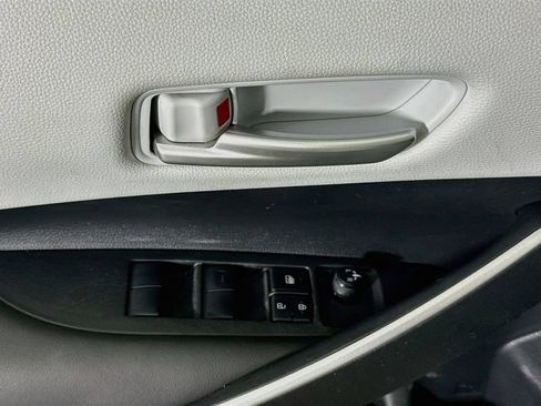 Certified 2024 Toyota Corolla SE FWD image 23