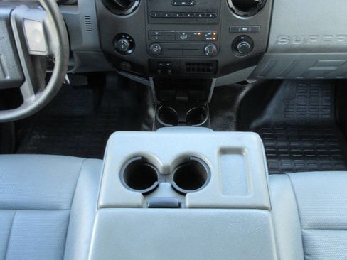 Used 2016 Ford F250 XL AWD/4WD image 32