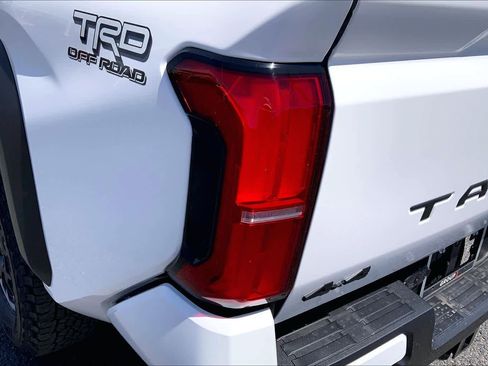 New 2026 Toyota Tacoma TRD Off-Road AWD/4WD image 14