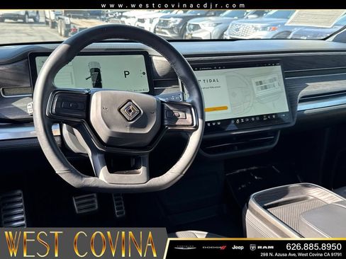 Used 2023 Rivian R1S Adventure AWD/4WD image 31