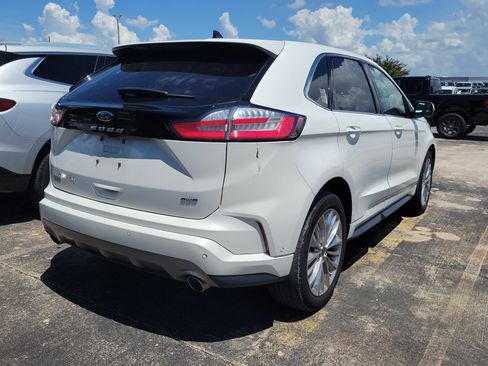 Used 2022 Ford Edge Titanium w/ Equipment Group 301A AWD/4WD image 5