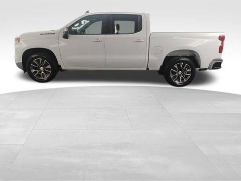 Used 2023 Chevrolet Silverado 1500 LT RWD image 4