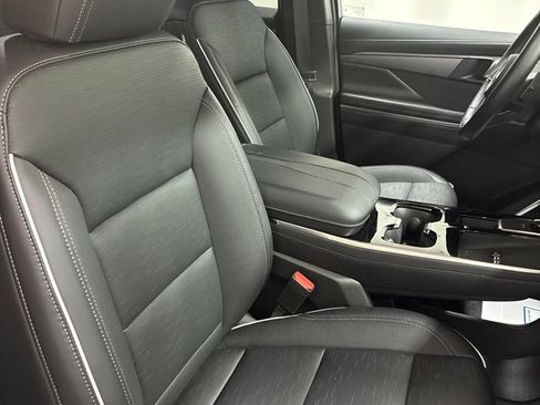 Used 2026 Buick Enclave Sport Touring AWD/4WD image 30