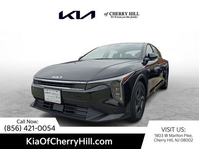 New 2025 Kia K4 LXS