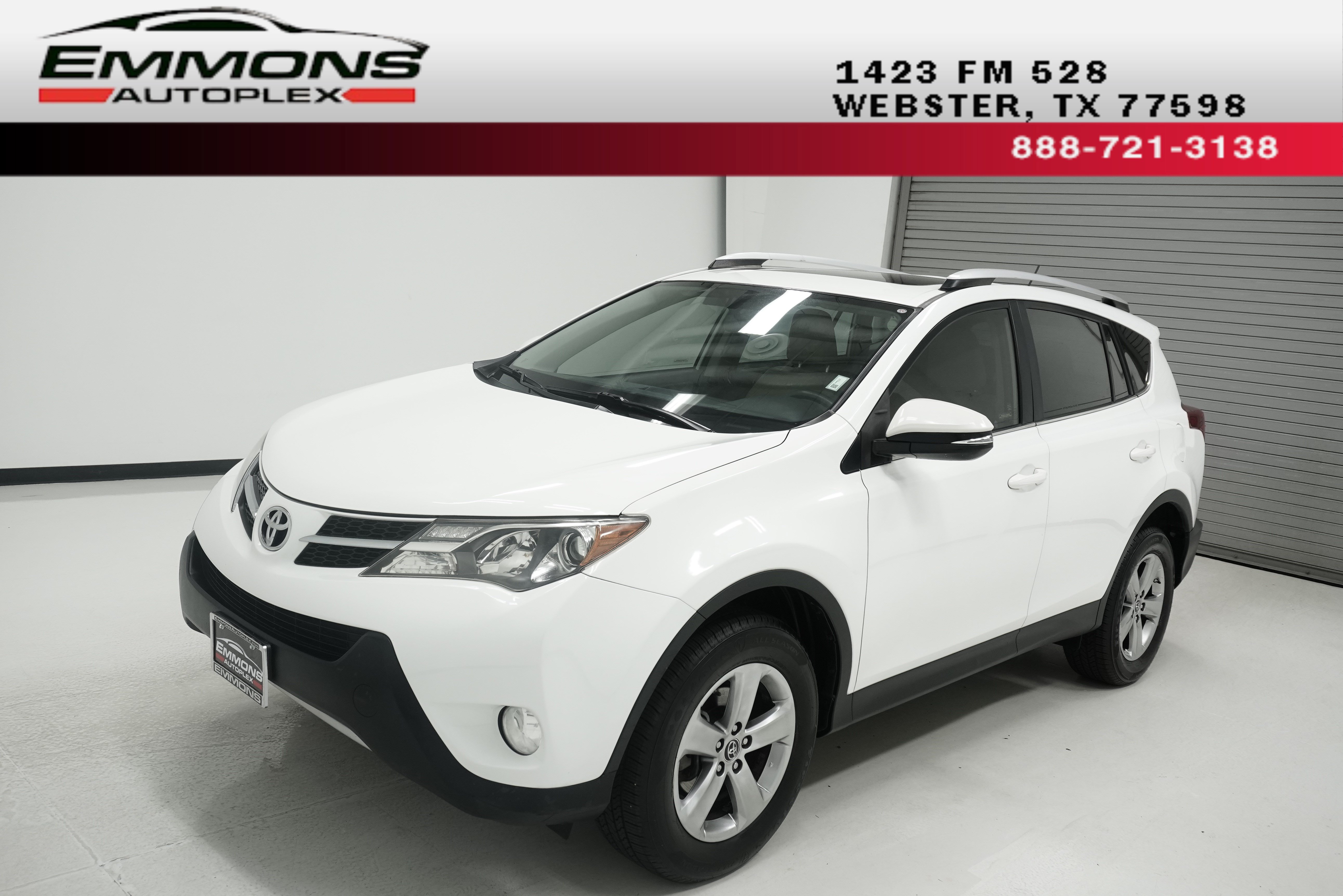 Used 2015 Toyota RAV4 XLE FWD image 1