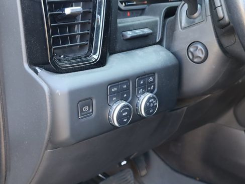 Used 2022 GMC Sierra 1500 AT4 w/ AT4 Premium Package AWD/4WD image 25