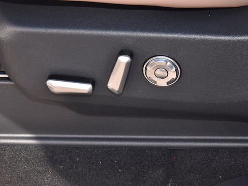 New 2025 Lincoln Navigator L Black Label image 41