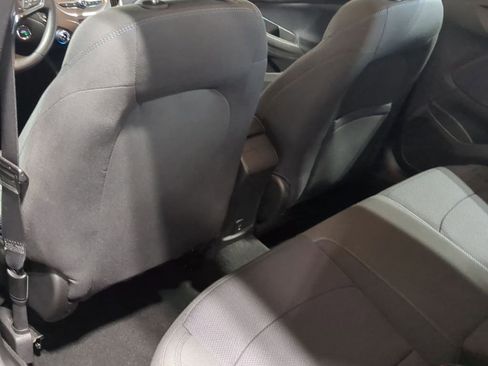 Used 2018 Chevrolet Cruze LT w/ Convenience Package image 22