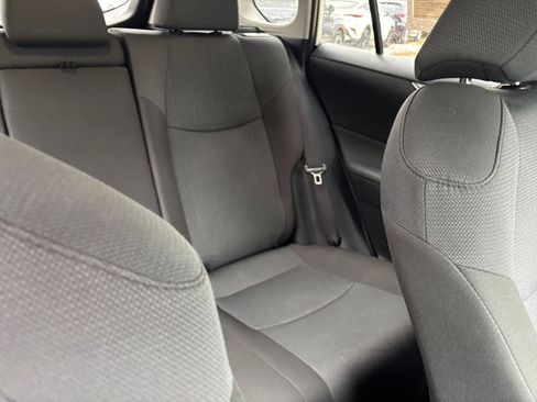 Used 2025 Toyota RAV4 XLE image 37