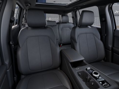 New 2026 Jeep Cherokee Limited image 18