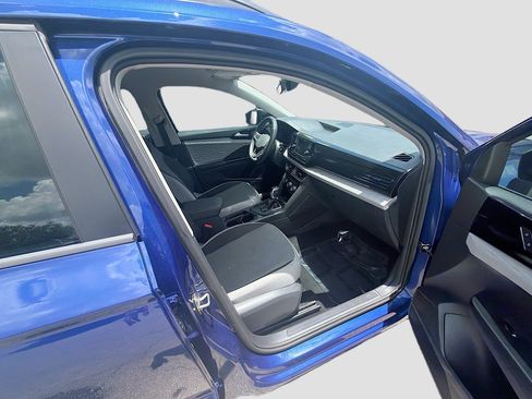 Certified 2024 Volkswagen Taos S FWD image 30