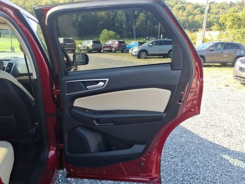 Used 2024 Ford Edge SEL w/ Convenience Package AWD/4WD image 19