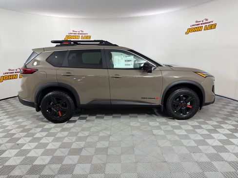 New 2026 Nissan Rogue SV image 8