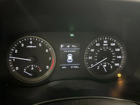 Used 2019 Hyundai Tucson Value AWD/4WD image 17