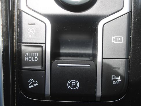 Certified 2022 Kia Sorento SX FWD image 38
