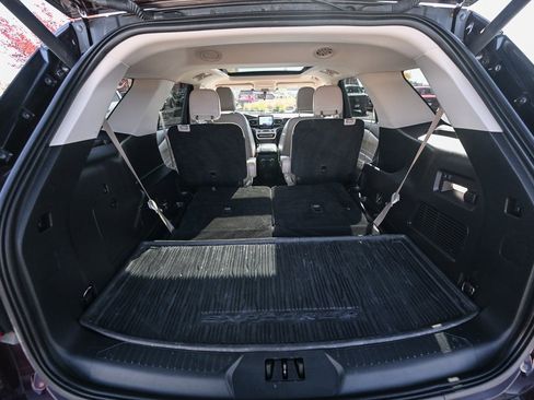 Certified 2023 Ford Explorer XLT w/ Equipment Group 202A image 16