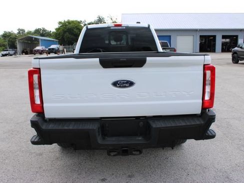 Used 2025 Ford F250 XL w/ XL Off-Road Package AWD/4WD image 9