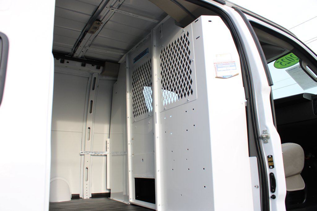 Used 2025 GMC Savana 2500 w/ Driver Convenience Package RWD image 9