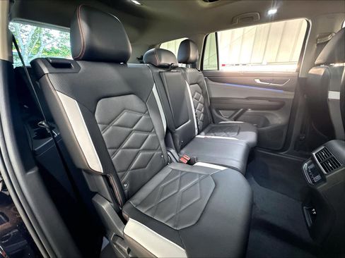 New 2026 Volkswagen Atlas Peak Edition AWD/4WD image 10
