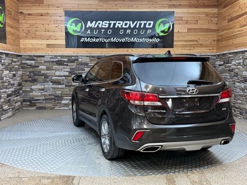 Used 2017 Hyundai Santa Fe SE AWD/4WD image 7