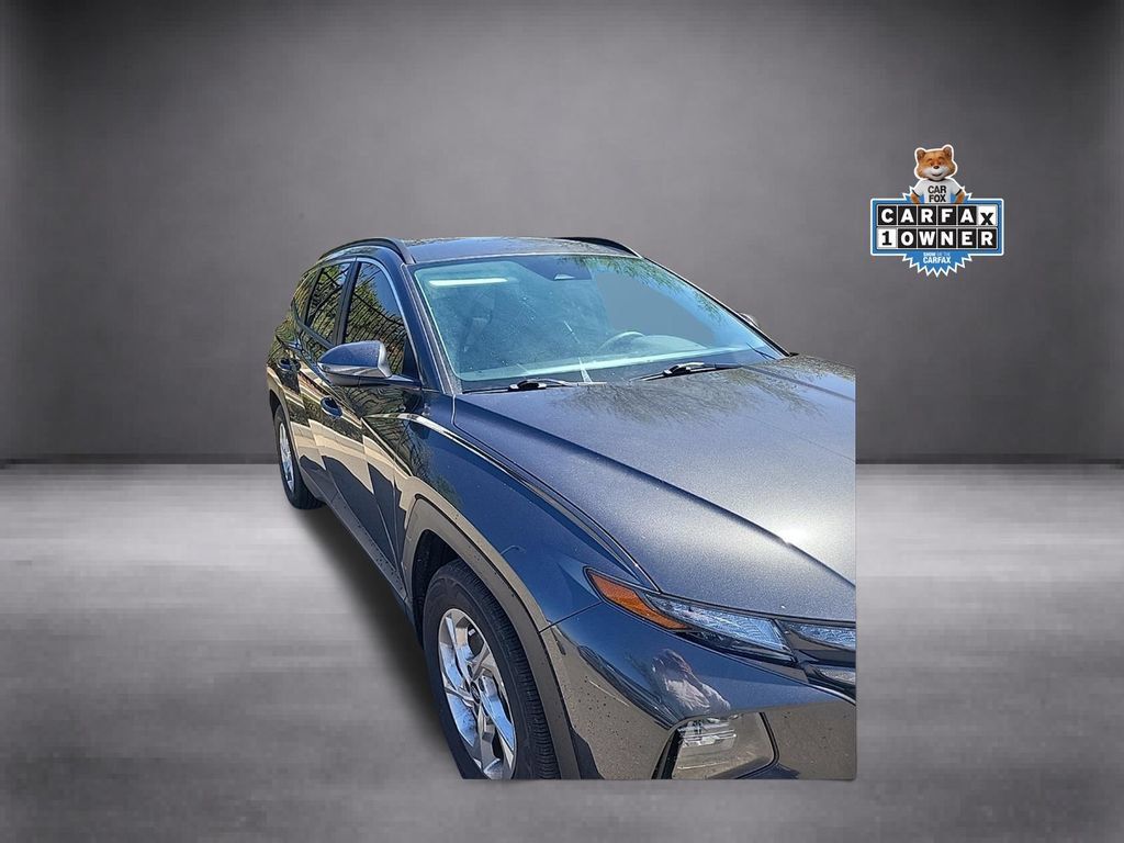 Certified 2024 Hyundai Tucson SEL FWD image 2