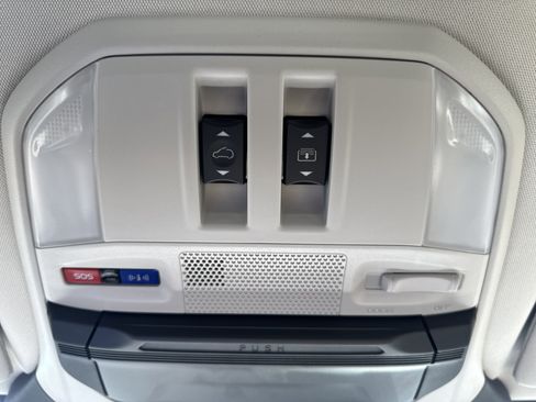 New 2026 Subaru Ascent Limited image 25