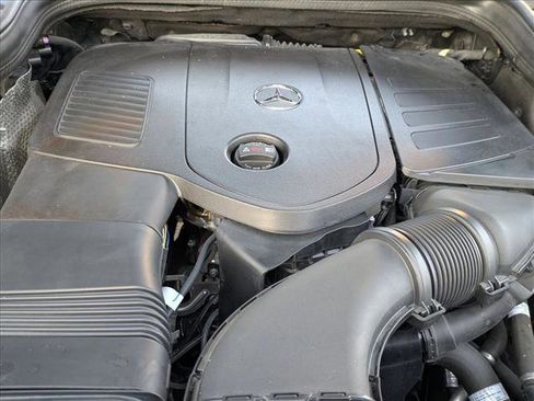 Used 2024 Mercedes-Benz GLE 350 4MATIC image 23