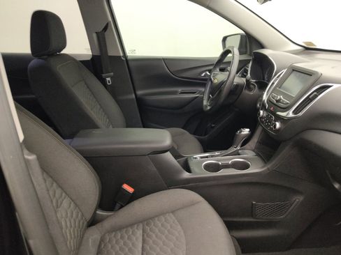 Used 2018 Chevrolet Equinox LT FWD image 21