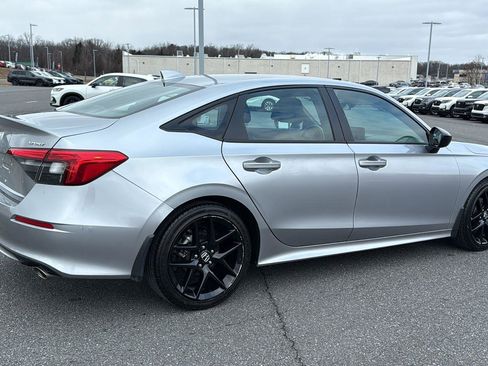 Used 2023 Honda Civic Sport image 6