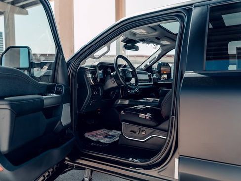 New 2026 Ford F250 Lariat w/ Black Appearance Package image 31