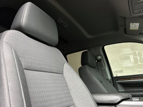 Certified 2022 GMC Sierra 1500 SLE image 19