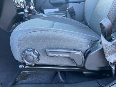 New 2026 Jeep Gladiator Sport image 20