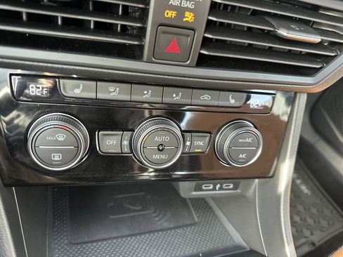 Used 2022 Volkswagen Jetta SEL image 20