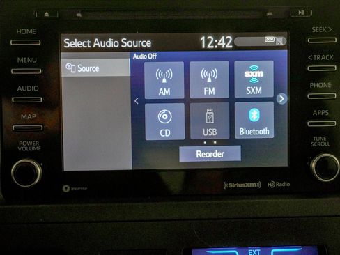 Used 2019 Toyota Sienna LE FWD image 25