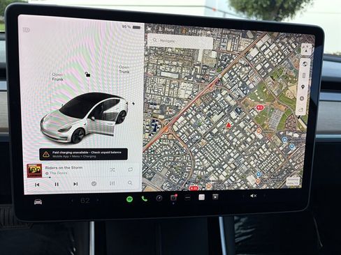 Used 2018 Tesla Model 3 Long Range image 18