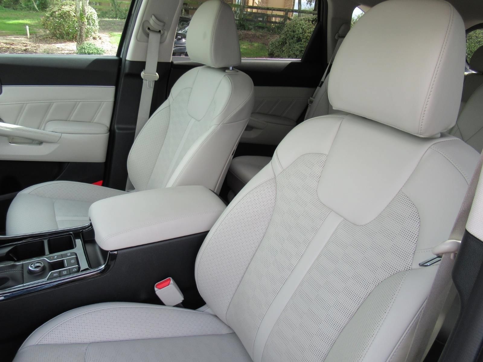 Used 2025 Kia Sorento SX FWD image 20