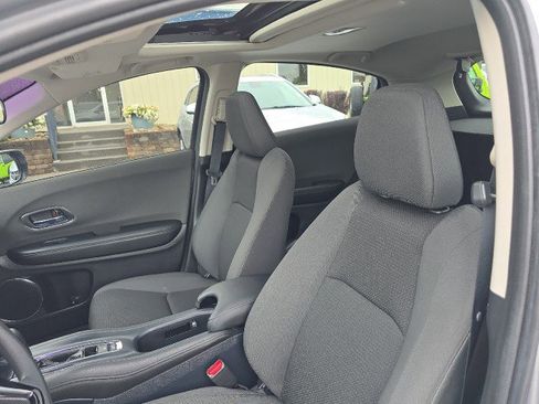 Used 2020 Honda HR-V EX image 17