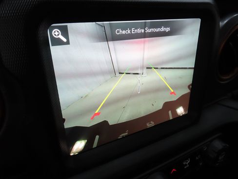 Used 2021 Jeep Gladiator Mojave image 17