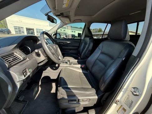 Used 2019 Honda Ridgeline RTL-T image 11