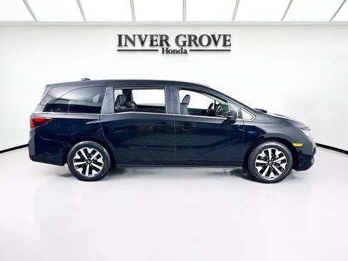Certified 2026 Honda Odyssey EX-L image 4