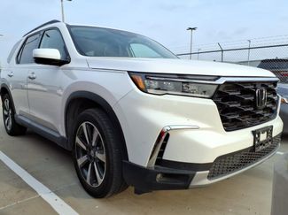 Certified 2024 Honda Pilot Touring video 1