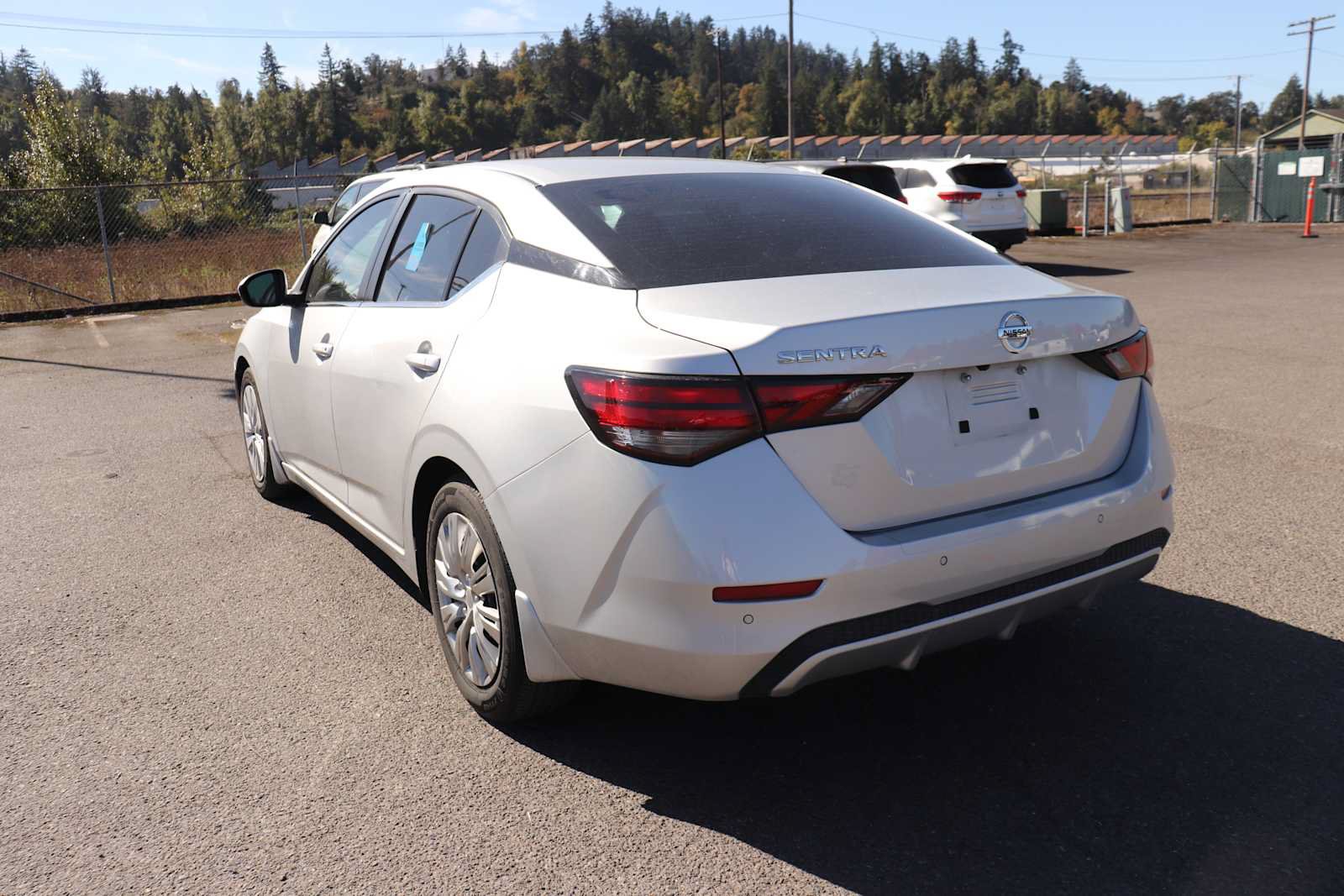 Used 2023 Nissan Sentra S FWD image 7