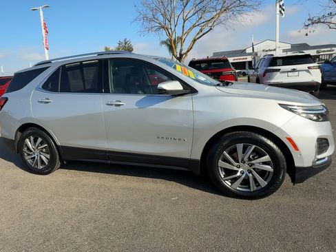 Used 2022 Chevrolet Equinox Premier image 8