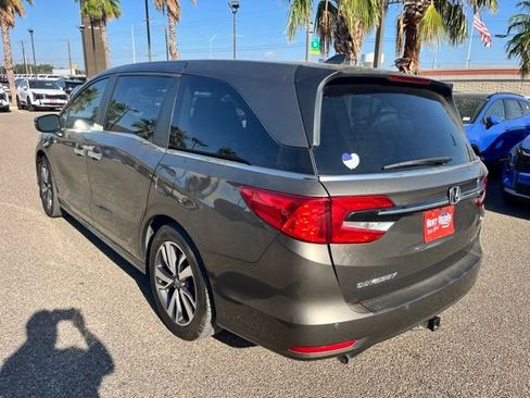 Used 2023 Honda Odyssey Touring image 4