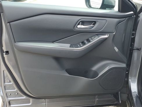 New 2026 Nissan Rogue SV AWD/4WD image 8