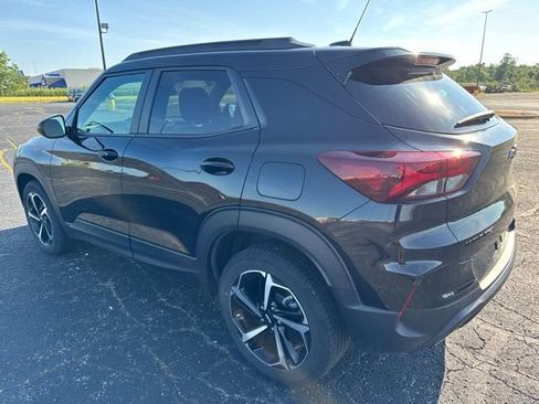 Used 2023 Chevrolet TrailBlazer RS w/ Convenience Package FWD image 6