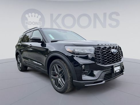 New 2026 Ford Explorer ST w/ Sun And Sound Package image 10